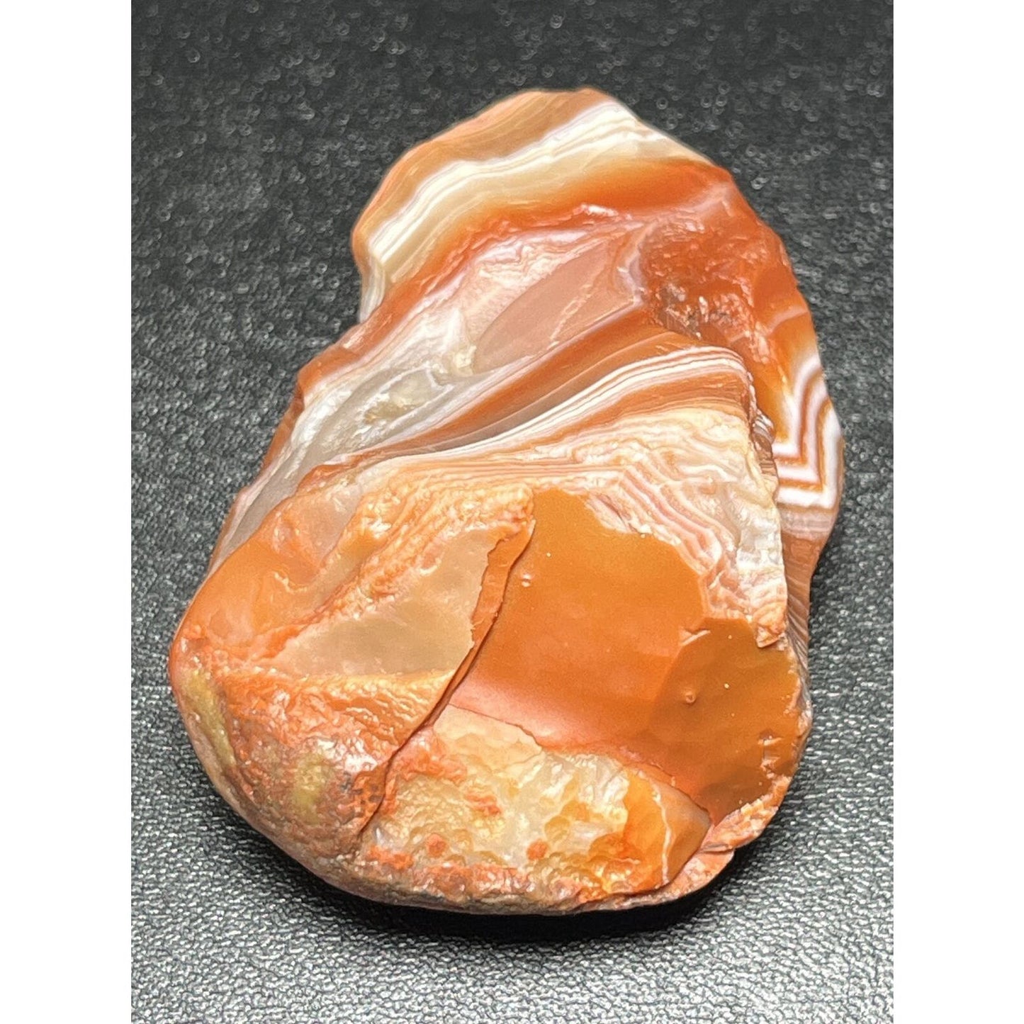 1.8 oz Stunning Edgy Candy Bander Lake Superior Agate. Mn State Gemstone.