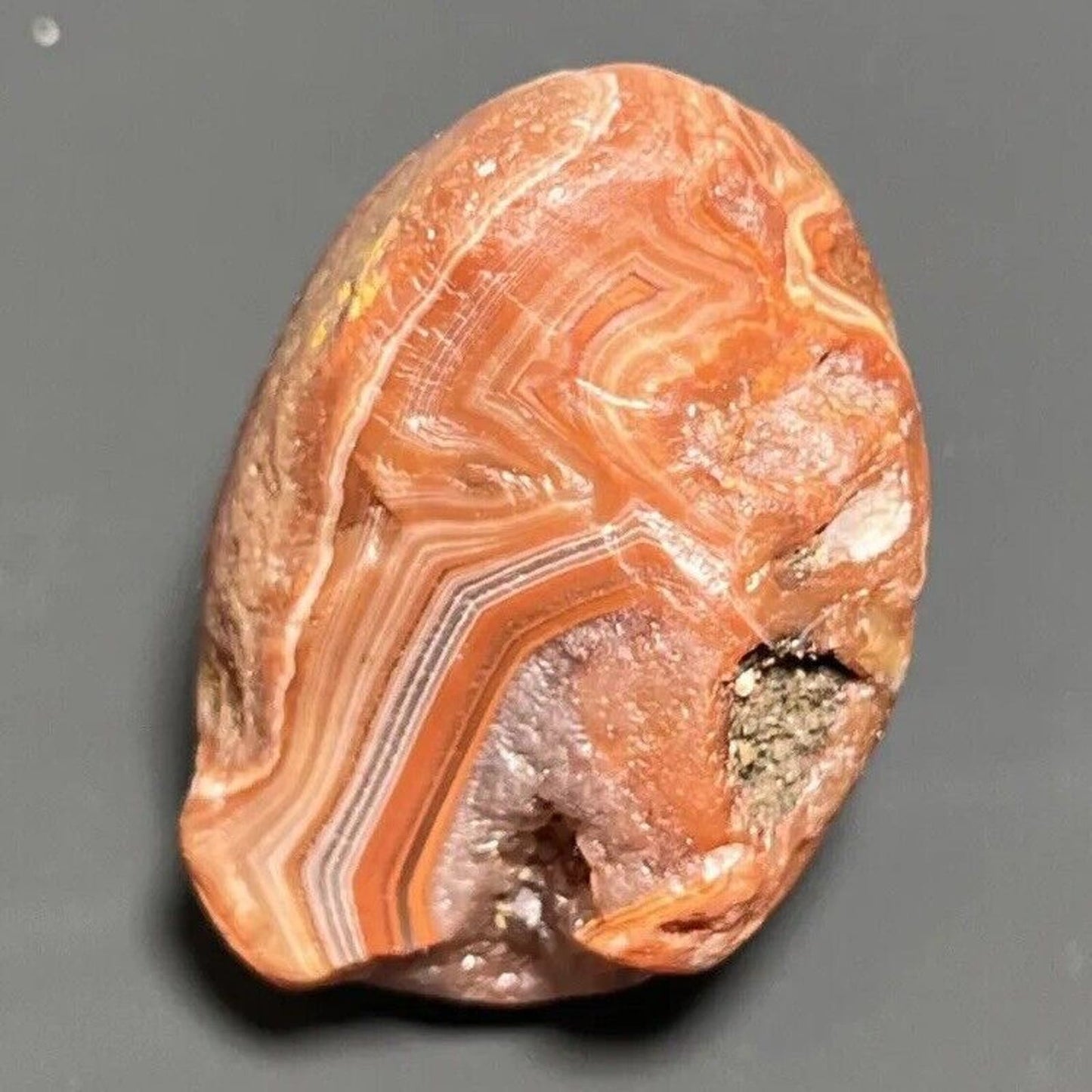 2.2 oz Striking Paint Lake Superior Agate