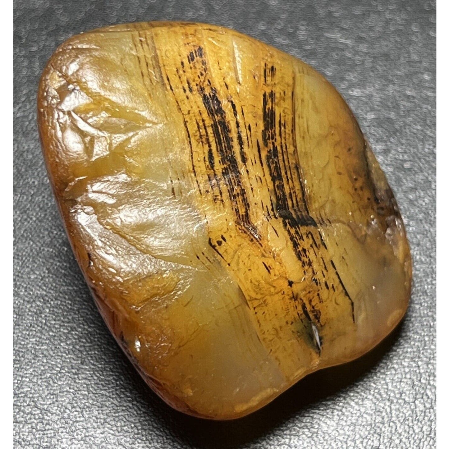 1.5 oz Honey Lake Superior Agate. Mn State Gemstone.