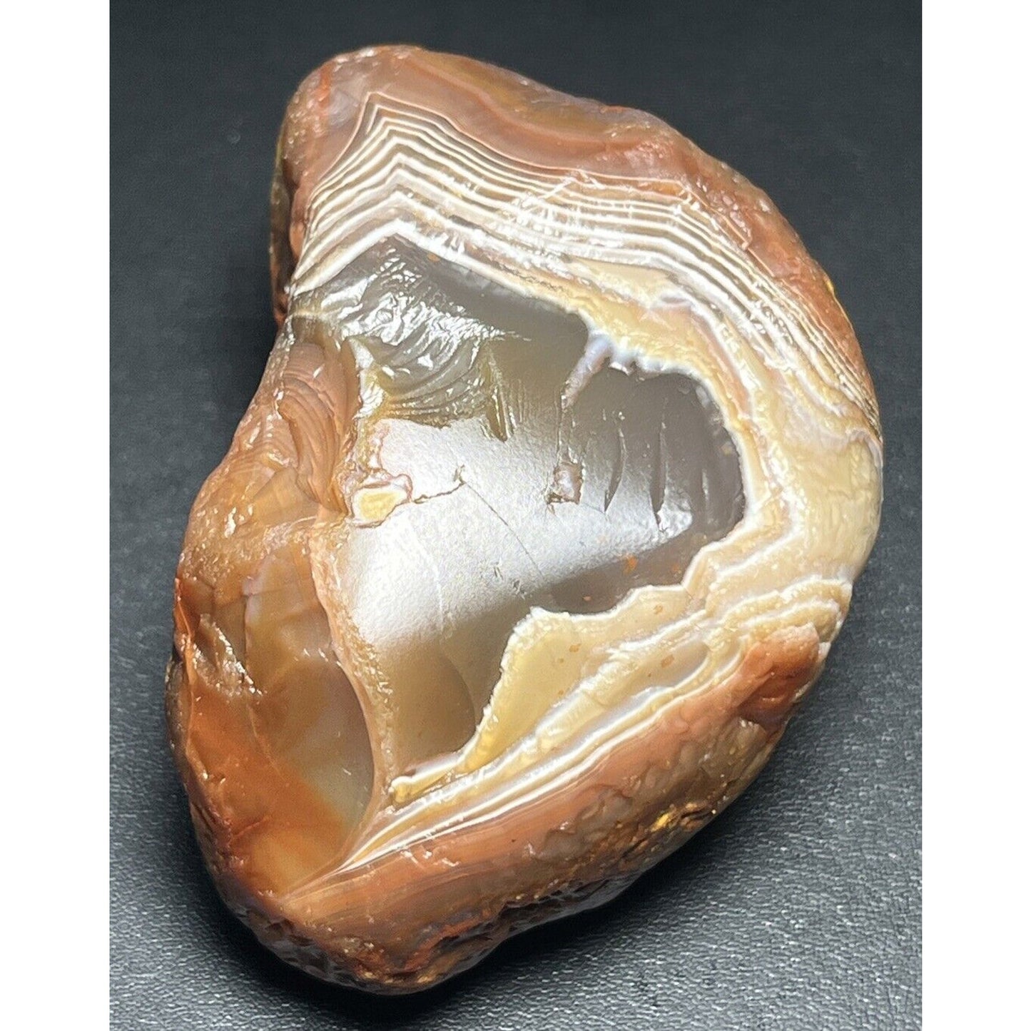 7.6 oz Classic Red & White Fortification Banded Lake Superior Agate.