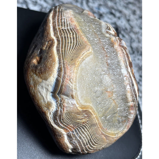 2 Pound 1 oz Massive Lake Superior Agate. Red White Banding With Quartz Plug.